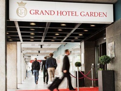 Grand Garden0