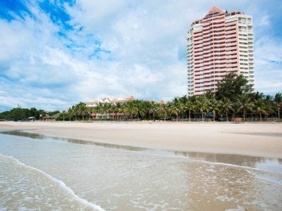 Springfield Beach Resort0