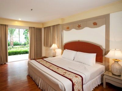 Springfield Beach Resort3