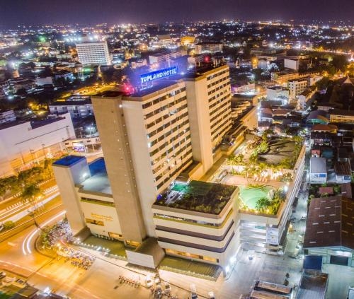 โรงแรมท็อปแลนด์ (Topland Hotel)2
