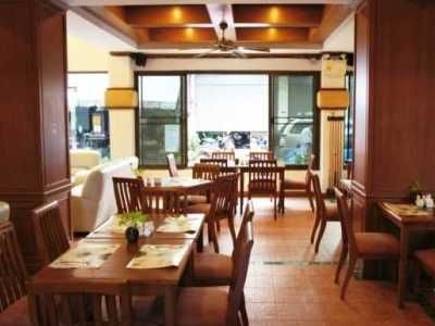 อินน์ ป่าตอง บีช โฮเทล (Inn Patong Beach Hotel)2