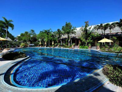 โบทานี บีช รีสอร์ท พัทยา (Botany Beach Resort Pattaya)2