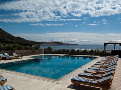 Assos Kervansaray2