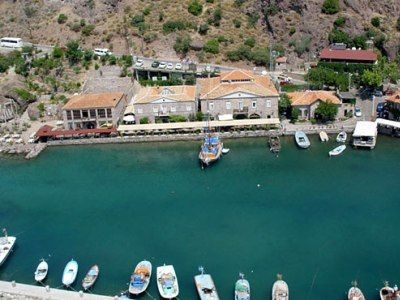 Assos Nazlihan1