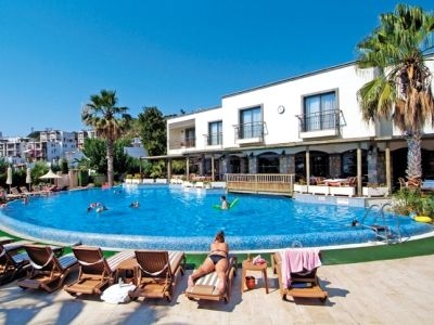 3s Beach Club1