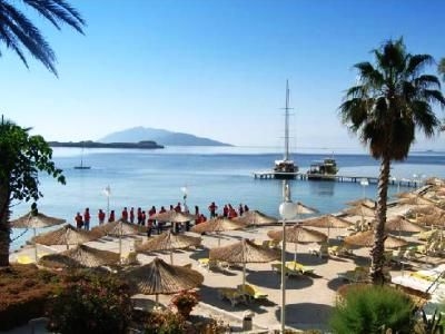 Isis Hotel And Spa2