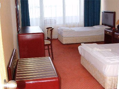 Club Dorya2