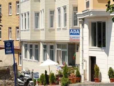 Ada1