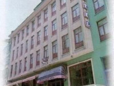 Cordial House0