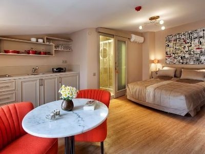 Lokum Ev Suites4
