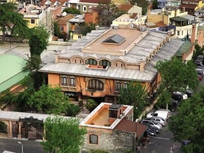Sultanahmet Palace1