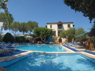 Club Antiphellos1