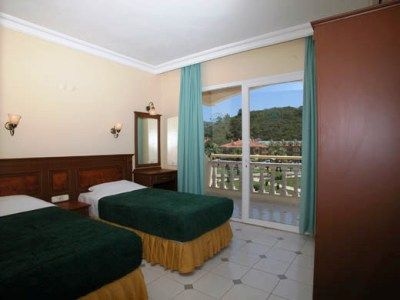 Amaris Apartment0
