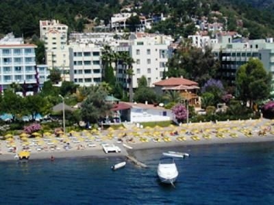 Amos Hotel0