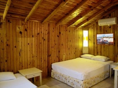 Leda Beach3
