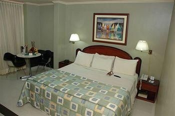 Ramada Hotel2