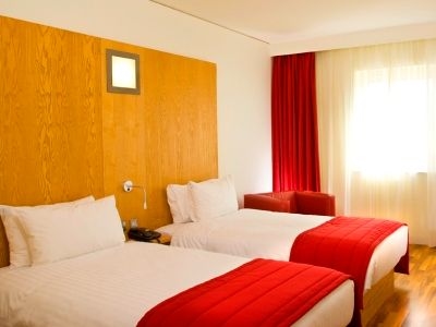 Ramada Encore3