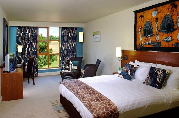 Holiday Inn4