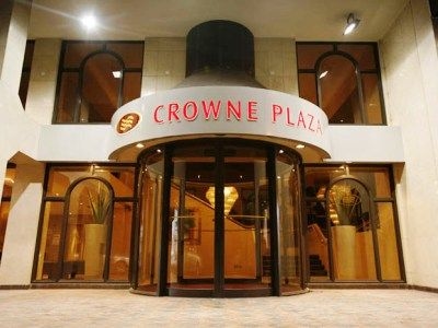 Crowne Plaza0