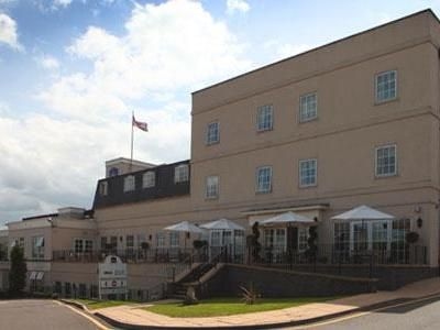 Best Western Premier Yew Lodge0