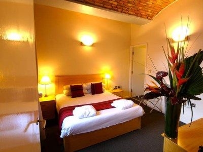 Place (Apartments)4