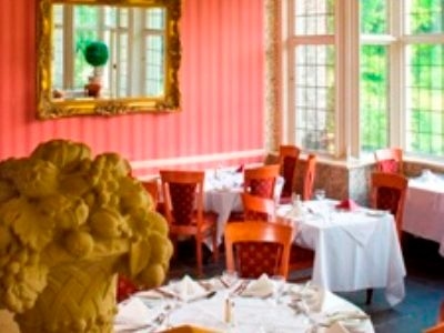 Westone Manor1