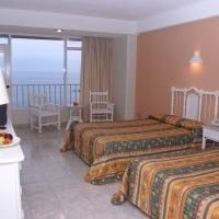 Krystal Beach Acapulco2