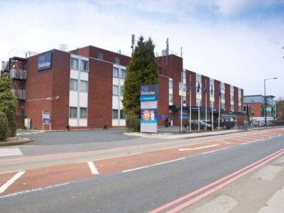 Travelodge Birmingham Walsall1