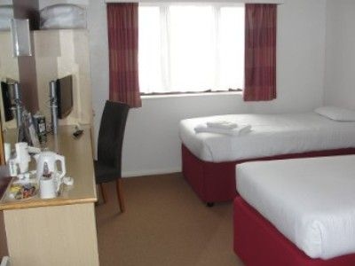 Days Inn Warwick South4