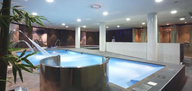 LANGREHOTEL & SPA0
