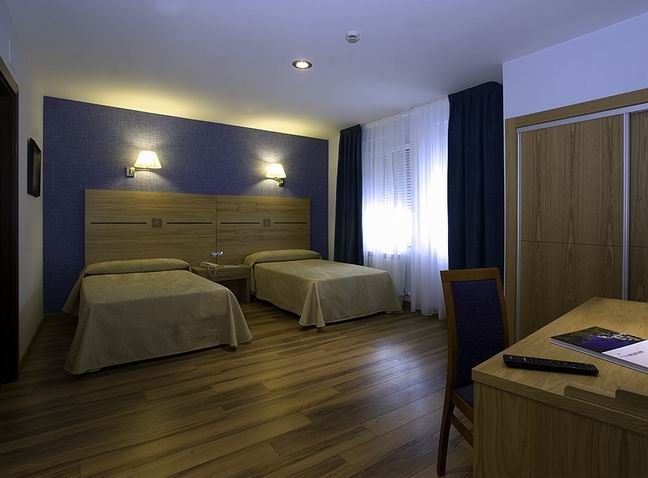 HOTEL LUZANA4