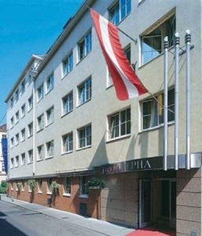 Alpha Hotel0