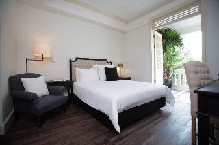 คาโบชอง (Cabochon Hotel & Residence)1