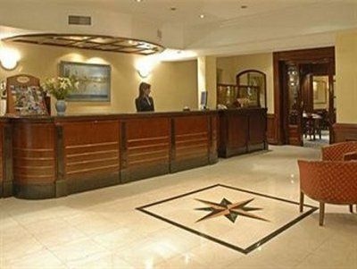 Waldorf Hotel1