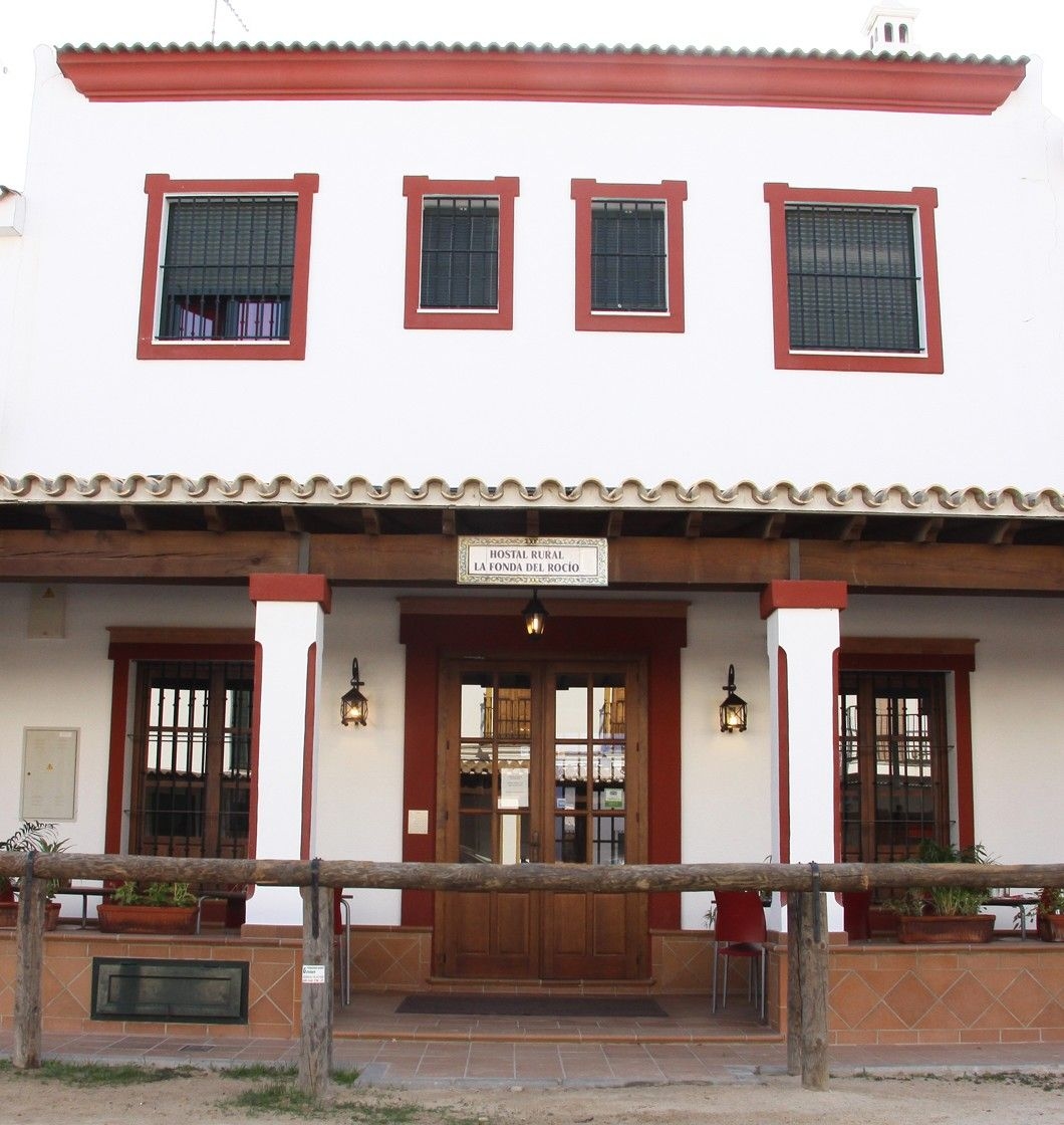HOSTAL LA FONDA0