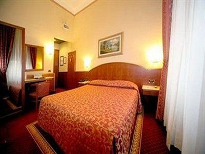 Montebianco Hotel Milan2
