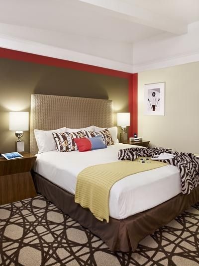 Sky Hotel - a Kimpton Hotel1
