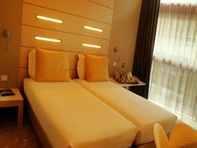 SB Hotel4