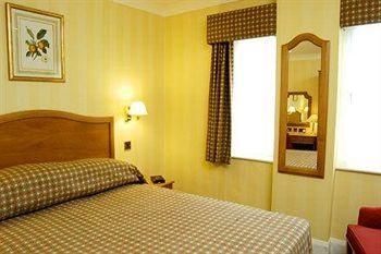 The Chase Hotel4
