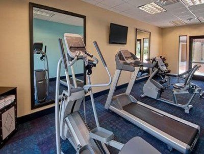 Days Inn and Suites Hotel1