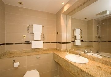 โรงแรมโอลด์ เวฟเวอร์ลีย์ (Old Waverley Hotel)2