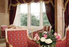 โรงแรมโอลด์ เวฟเวอร์ลีย์ (Old Waverley Hotel)4