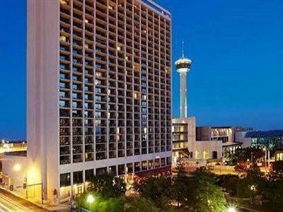 San Antonio Marriott Riverwalk Hotel1