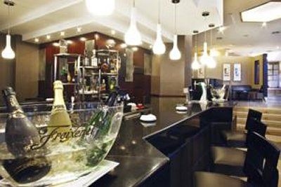 Courtyard by Marriott Madrid Princesa3