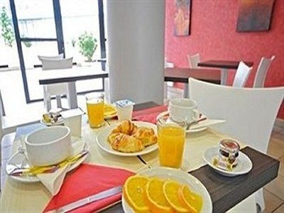 Park and Suites Elegance Lyon Vaise Hotel4