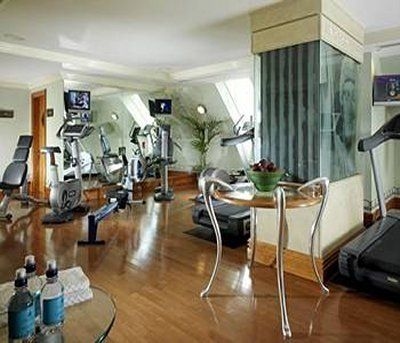 Claridges Hotel3