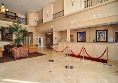 Clarion Inn & Suites Clearwater FL3211