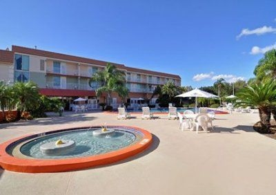 Clarion Inn & Suites Clearwater FL3213