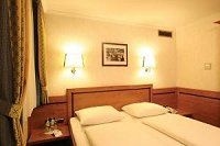 โรงแรมทอร์บรอย (Hotel Torbraeu)1