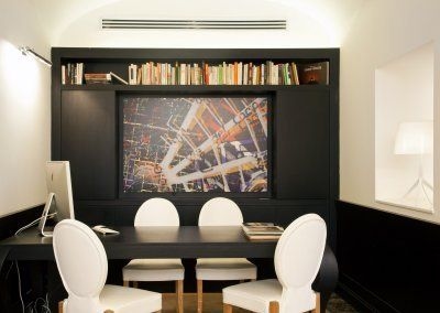 The First Luxury Art Hotel3